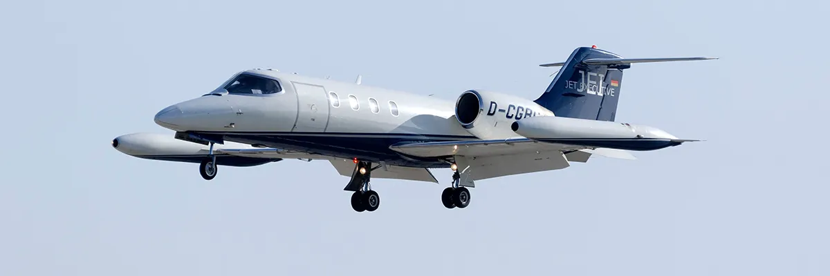 Learjet 60 jet